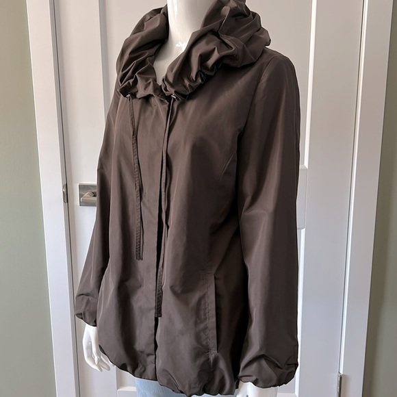 Hilary Radley Lightweight Jacket - Picture 9 of 15
